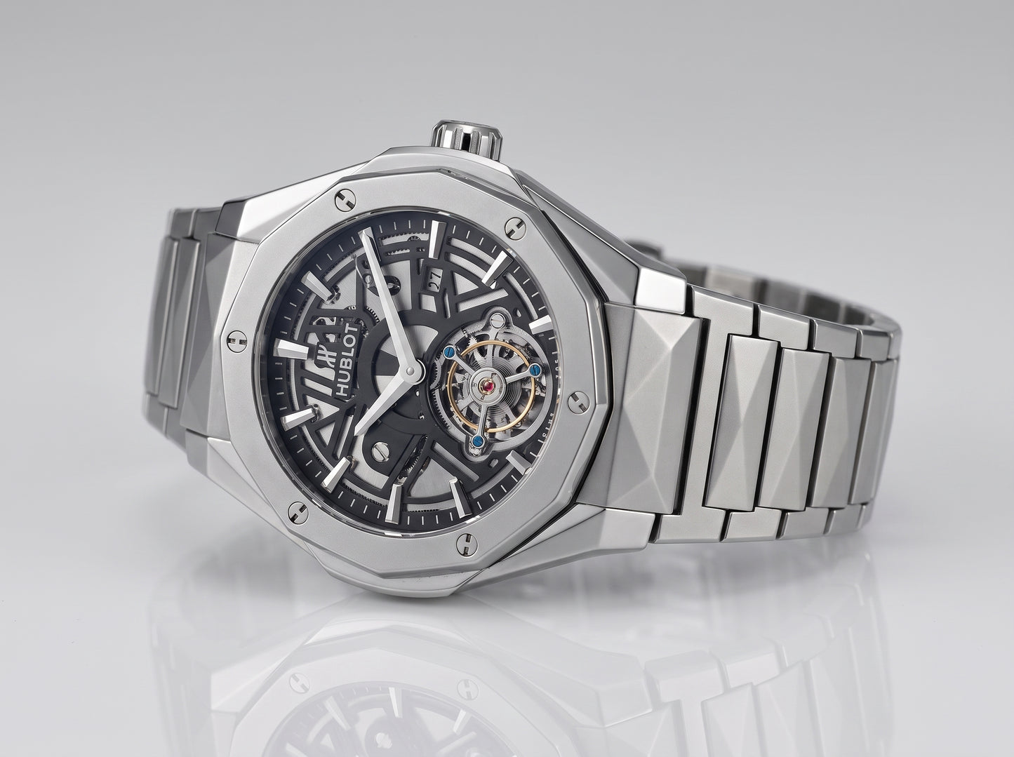 Open Heart Skeleton Dial Men's Watch with Geometric Steel Bracelet