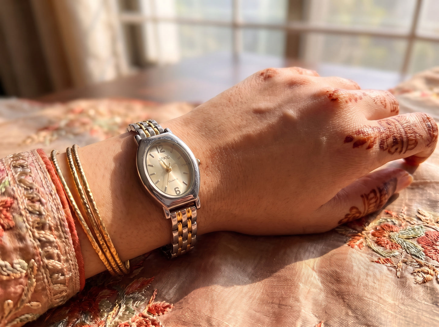 Women's Classic Oval Face Analog Watch - Two-Tone Quartz