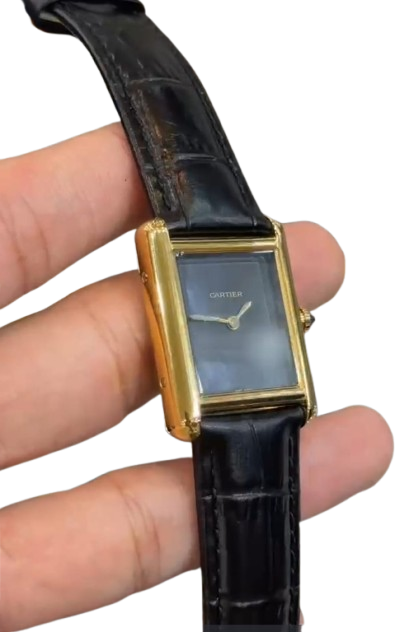 Classic Vintage Tank Gold Watch – Black Minimalist Dial